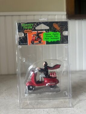 Lemax Vampire Blood Run Spooky Town 2016 #62425 New Dracula Scooter Accessory